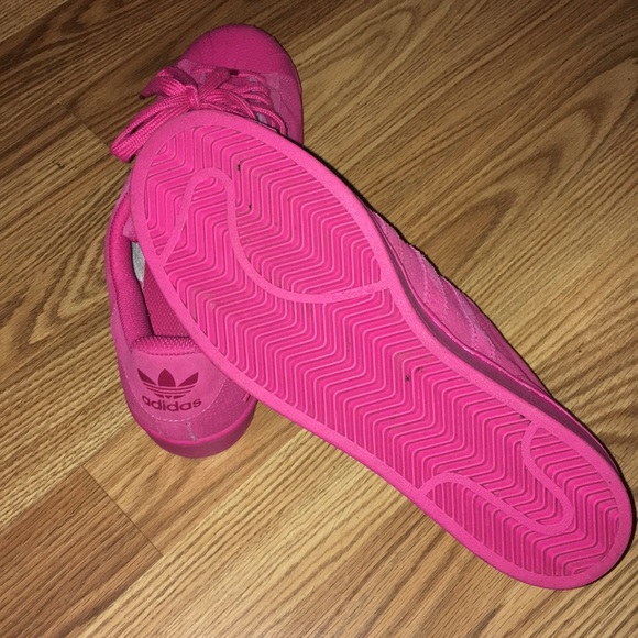 hot pink shell toe adidas